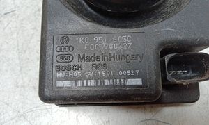 Audi A3 S3 8P Alarm system siren 1K0951605C