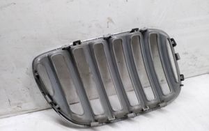 BMW X5 E53 Maskownica / Grill / Atrapa górna chłodnicy 7124815