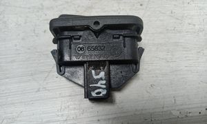 Volvo S40 Interruttore a pulsante della chiusura centralizzata 03451500