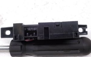 Honda CR-V Hazard light switch M479091