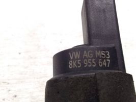 Audi A4 S4 B8 8K Tuulilasi tuulilasinpesimen pumppu 8K5955647