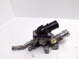 Mazda CX-3 Termostato/alloggiamento del termostato PE0115172