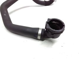 BMW 3 E90 E91 Tuyau de liquide de refroidissement moteur 9189674