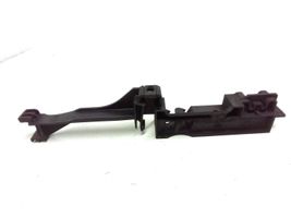 Mercedes-Benz ML W164 Staffa di montaggio del radiatore A1645040018