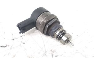 Volvo XC90 Regulator ciśnienia paliwa 31216662