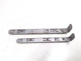 Volvo XC90 Headlight/headlamp mounting bracket 8637182