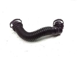 Volkswagen Tiguan Breather hose/pipe 