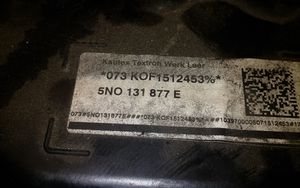 Volkswagen Tiguan Serbatoio vaschetta liquido AdBlue 5N0131877E