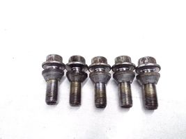 Volvo XC60 Nuts/bolts 