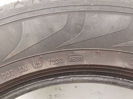 Volvo XC60 R18 summer tire 23560R18