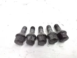 Fiat 500L Nuts/bolts 