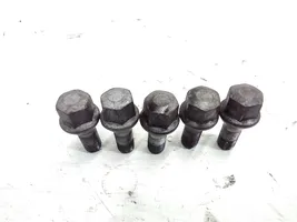 Fiat 500L Nuts/bolts 