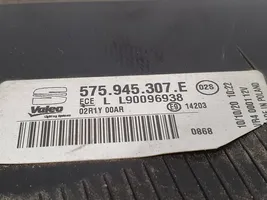 Seat Ateca Galinis žibintas dangtyje 575945307E