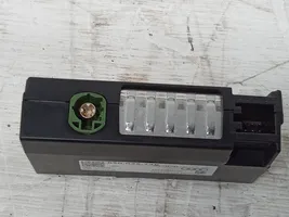 Audi TT TTS RS Mk3 8S Connettore plug in USB 8S0035736