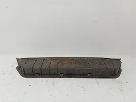 Volkswagen Multivan T4 Takaoven kynnyksen suojalista 705863726A