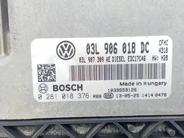 Volkswagen Caddy Calculateur moteur ECU 03L906018DC