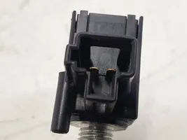 Lexus IS 220D-250-350 Sensor del pedal de embrague 