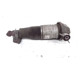 Volkswagen Touareg I Amortisseur de suspension pneumatique 7L6512022E