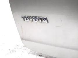 Toyota Avensis T250 Takaluukun/tavaratilan kansi 