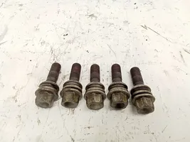 Volkswagen Transporter - Caravelle T5 Nuts/bolts 