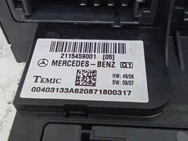 Mercedes-Benz CLS C219 Ramka / Moduł bezpieczników A2115459001