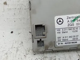 Mercedes-Benz CLS C219 Oven keskuslukituksen ohjausyksikön moduuli A2115408445