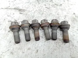 Mercedes-Benz Sprinter W906 Nuts/bolts 