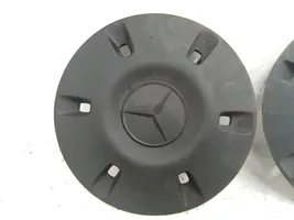 Mercedes-Benz Sprinter W906 Mozzo/copricerchi/borchia della ruota R16 A9064010025