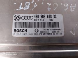 Audi A6 S6 C5 4B Centralina/modulo del motore 4B0906018DC