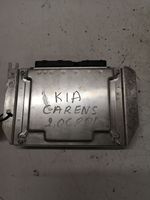 KIA Carens II Блок управления двигателя 0281011024