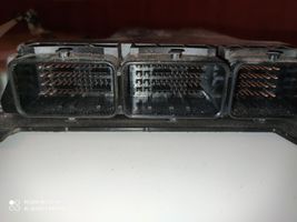 Renault Laguna III Sterownik / Moduł ECU 0281015323