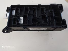 KIA Sorento Module de fusibles 911613E010