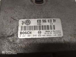 Volkswagen Golf IV Moottorin ohjainlaite/moduuli 0281001846