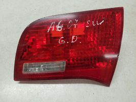 Audi A6 S6 C6 4F Luci posteriori del portellone del bagagliaio 89037748