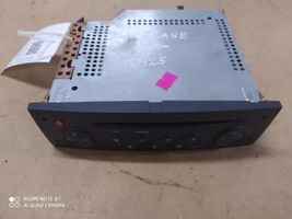 Renault Megane II Radio/CD/DVD/GPS head unit 8200256141TA712