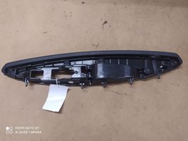 Citroen C6 Moldura del asa interna de la puerta delantera 9651499077