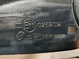 Nissan Qashqai Elektryczne lusterko boczne drzwi przednich 