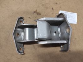 Opel Vivaro Unteres Scharnier Heckklappe 527428