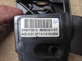 Citroen C4 I Commutateur / bouton de changement de vitesse 96481641XT