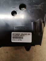 Volvo S60 Climate control unit 30746022