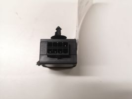 Ford Focus C-MAX Seat heating relay 299607