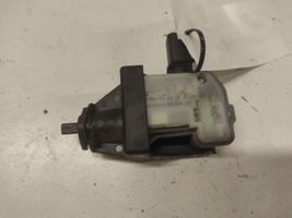 Citroen C4 I Picasso Verrouillage du bouchon du réservoir de carburant 96600016160