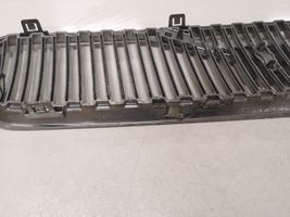 Volvo V50 Front bumper upper radiator grill 08678556