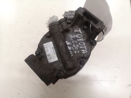 Toyota Avensis T250 Ilmastointilaitteen kompressorin pumppu (A/C) 4472206362