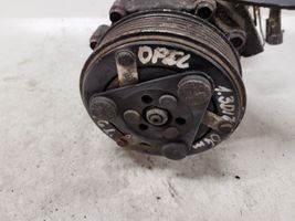 Opel Corsa C Compresseur de climatisation 13106850