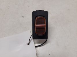 Citroen C4 Grand Picasso Interjero apšvietimo jungtukas 96629210XT