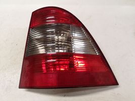 Mercedes-Benz C W203 Lampa tylna 22335600