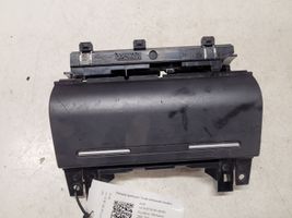 Audi A4 S4 B7 8E 8H Posacenere (anteriore) 8E0857951