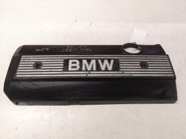 BMW 3 E36 Variklio dangtis (apdaila) 11121710781