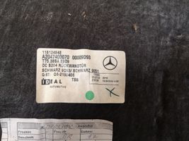 Mercedes-Benz C W204 Отделка задней крышки A2047400070